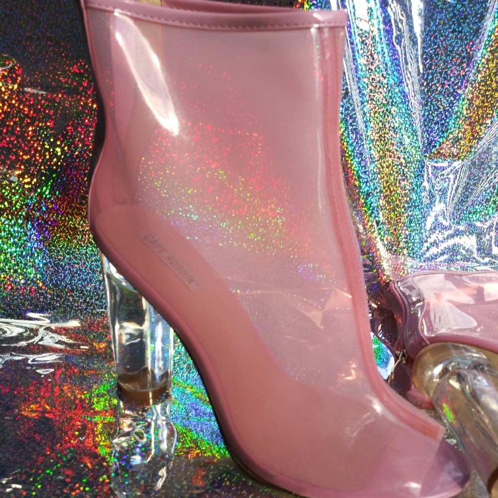 Cape Robbin pink peek-a-boo heel with clear heel